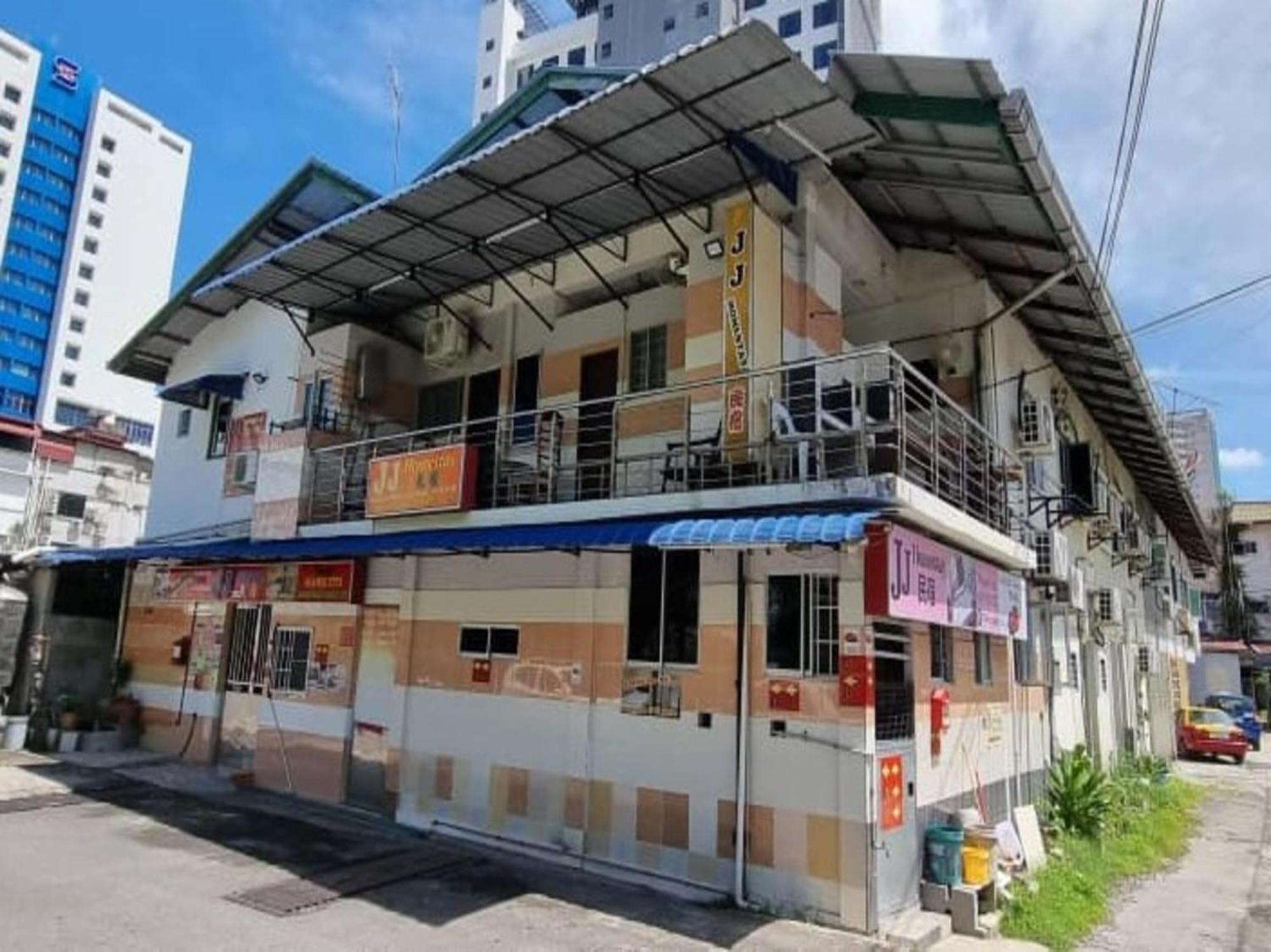 Oyo 90972 Jj Homestay Miri Exterior foto