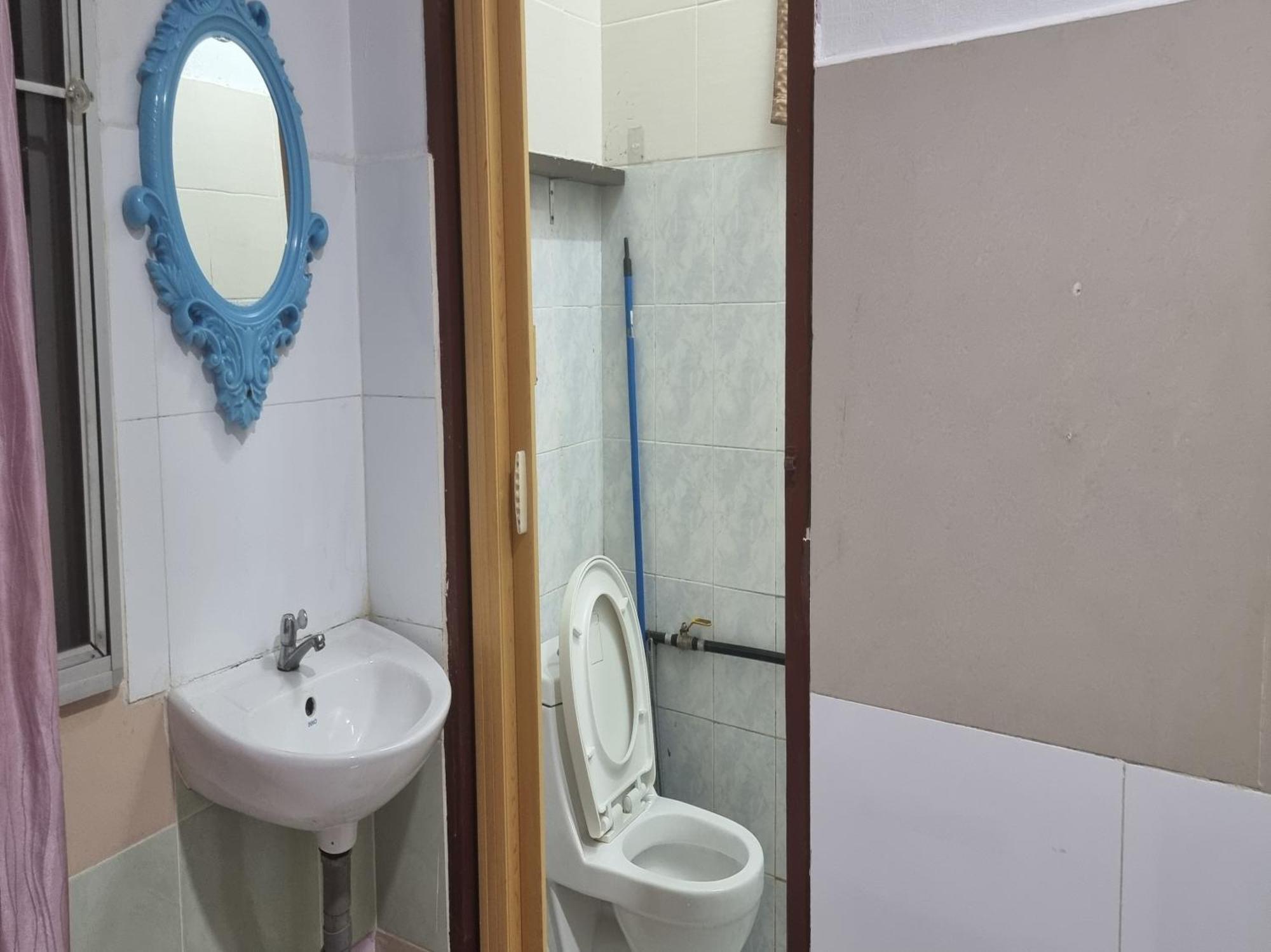 Oyo 90972 Jj Homestay Miri Exterior foto